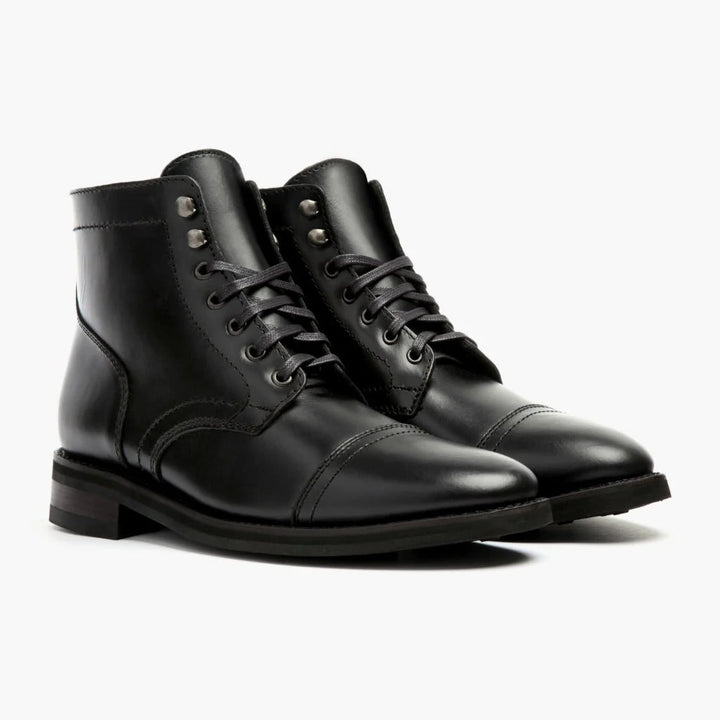 MAX | CLASSIC AND DURABLE BOOTS